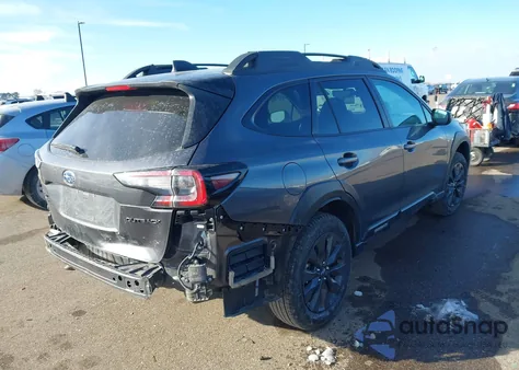 2025 Subaru Outback Onyx Edition z USA, uszkodzony, nr VIN 4S4BTALC5S3250536